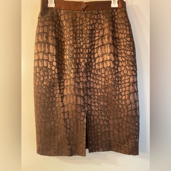 Louis Feraud skirt - Picture 2 of 6